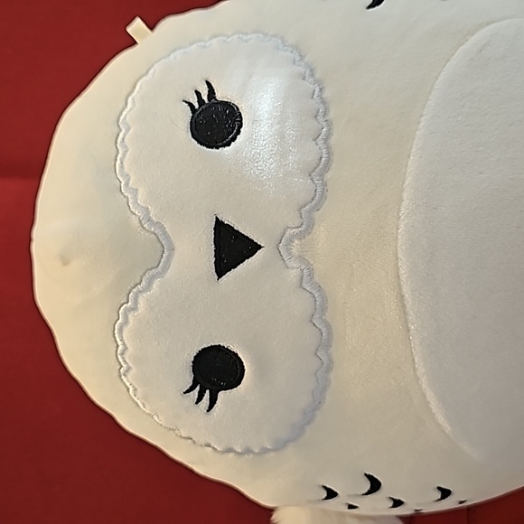 Wizarding World of Harry Potter Hedwig the Owl Squishmallow 8" Plush - Picture 9 of 9